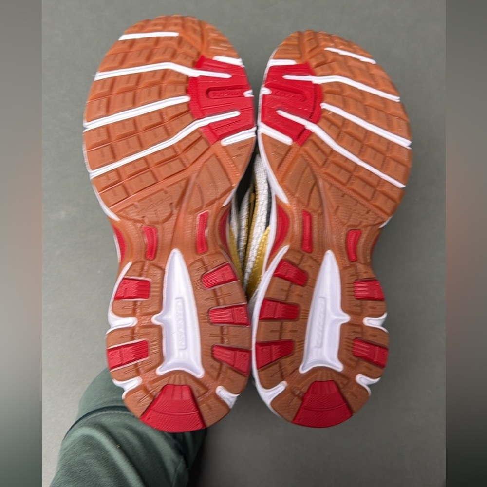 Saucony Ride Millennium OG sneakers in “Olympian” colorway - Picture 6 of 6